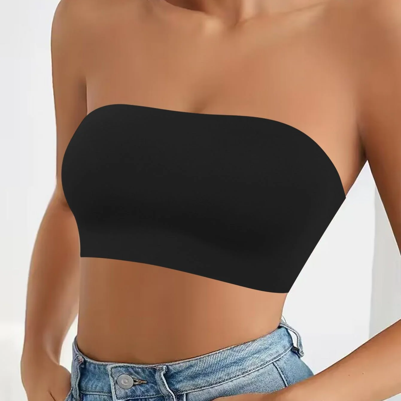 Bezszwowy biustonosz typu bandeau