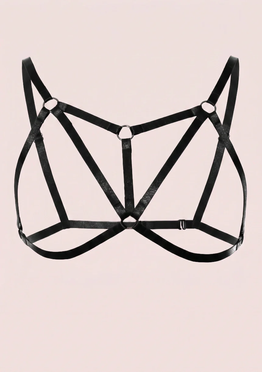 Harness z ozdobnymi paskami na biuście