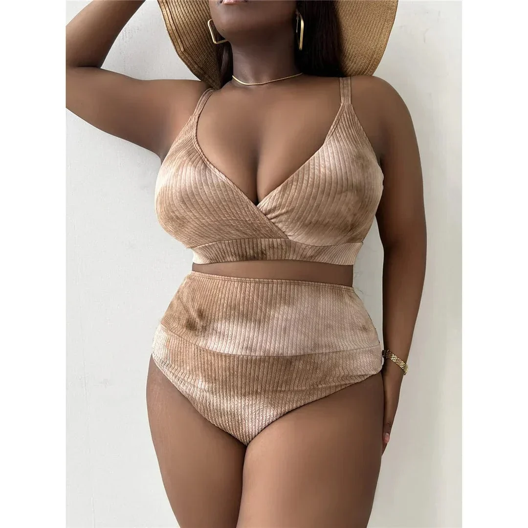 Dwuczęściowy strój kąpielowy z majtkami typu bikini